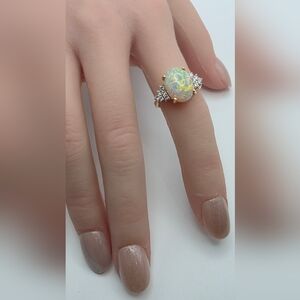14k Yellow Gold Opal Diamond Size 7 Ring
